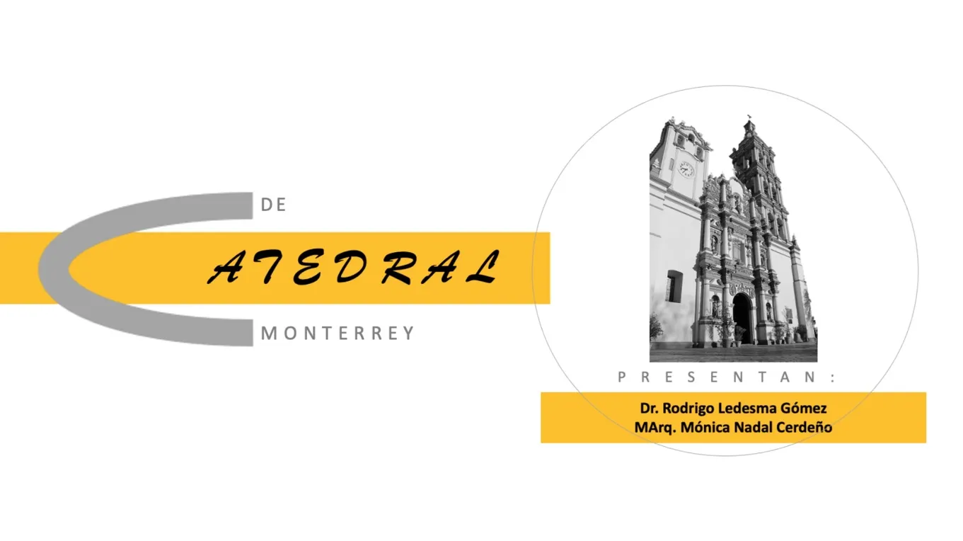 El interior de una iglesia con bancos y vidrieras